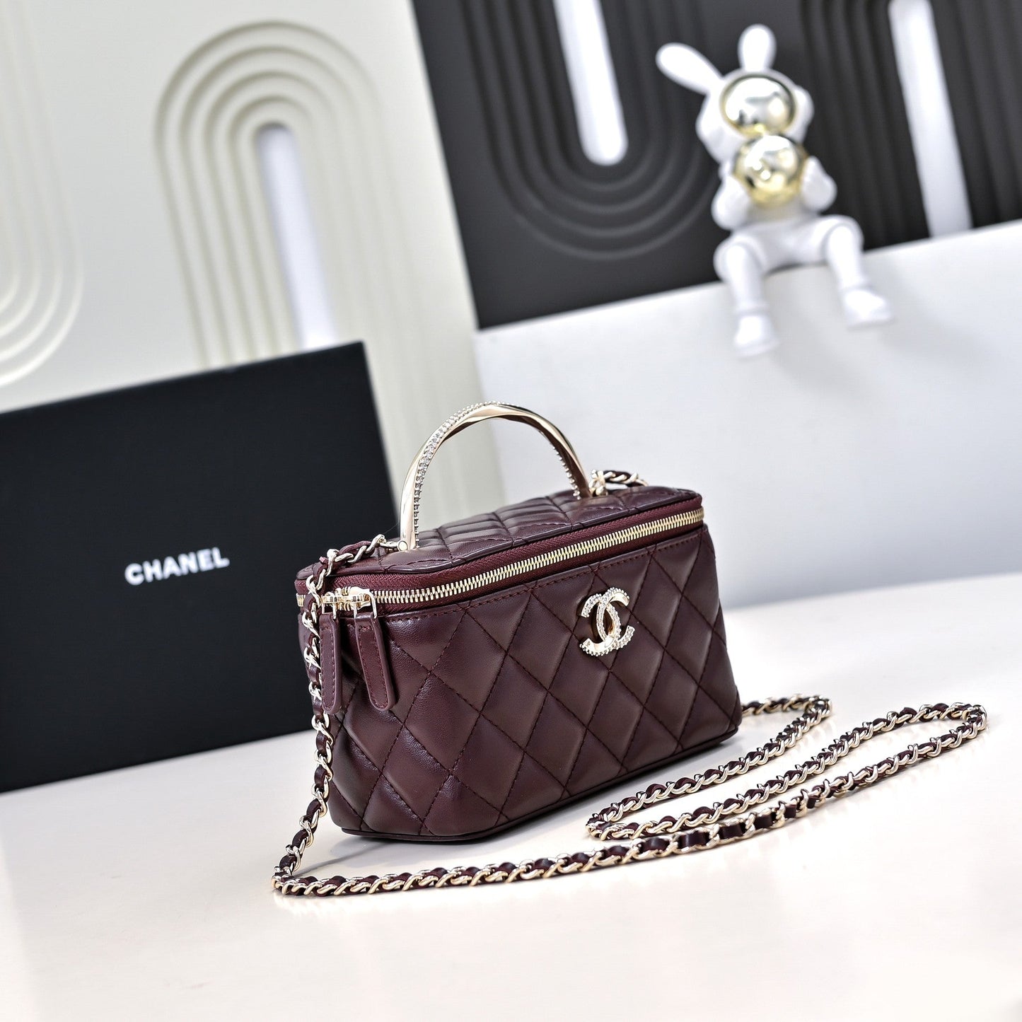 CHANEL 24K Vanity Top Handle 17cm Burgundy Lambskin Silver Hardware