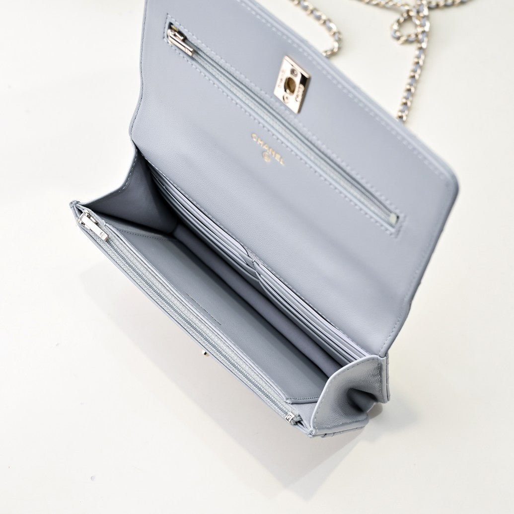 CHANEL 24K Woc Top Handle 19cm Light Grey Lambskin Light Gold Hardware