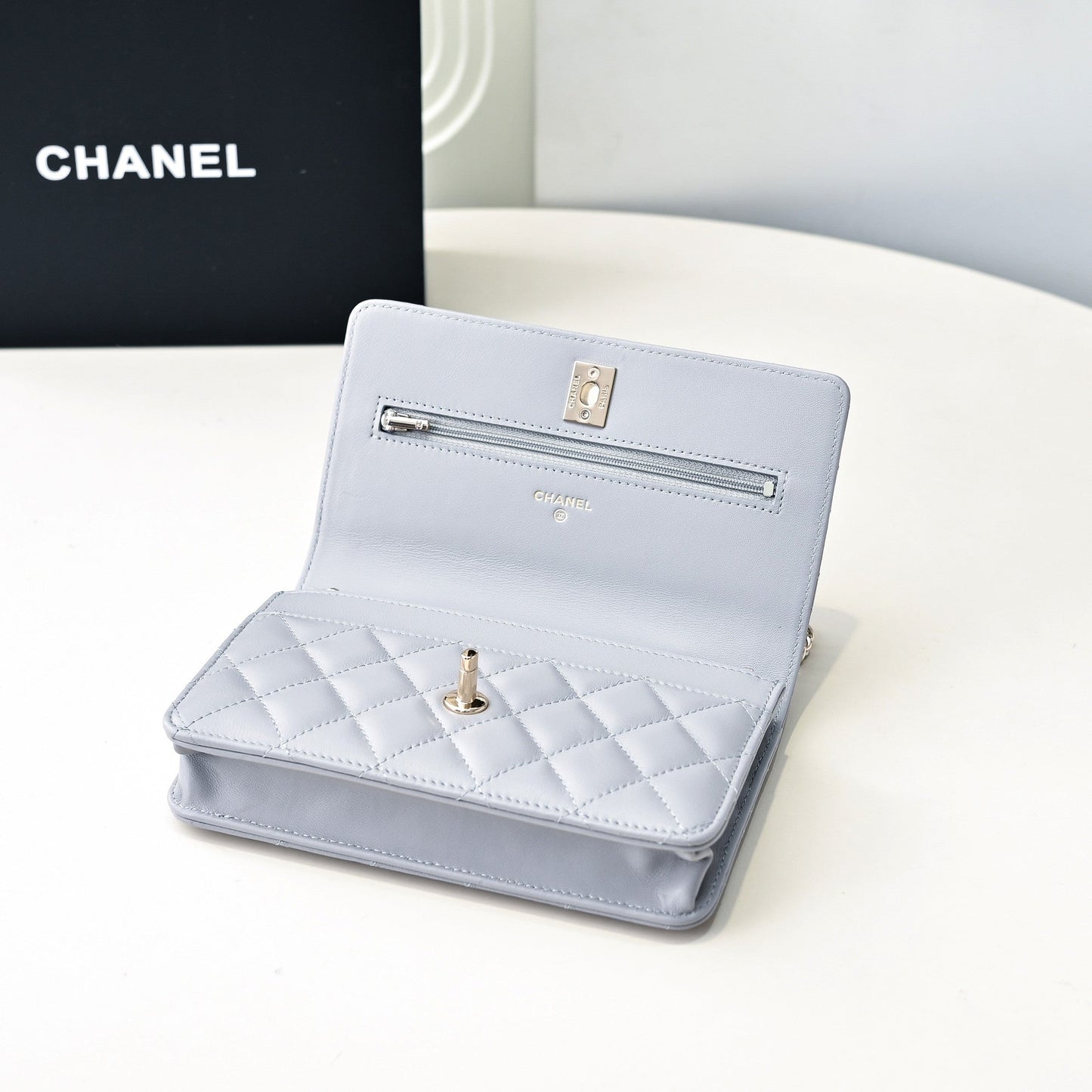 CHANEL 24K Woc Top Handle 19cm Light Grey Lambskin Light Gold Hardware