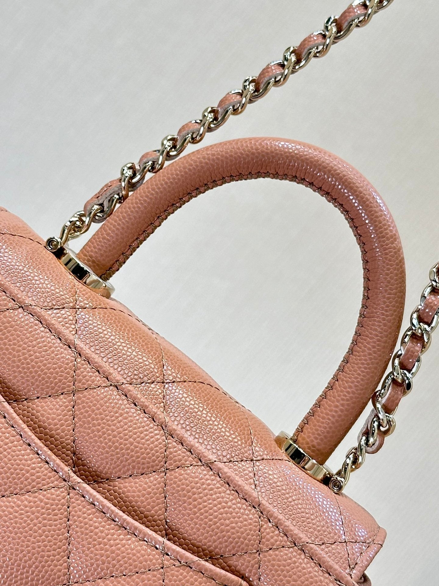 CHANEL 24K Coco Handle Nano 14.5cm Begie Grained Calfskin Gold Hardware