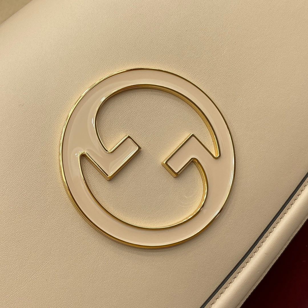 Gucci BLONDIE MEDIUM SHOULDER BAG 32 IN BEIGE CALFSKIN GOLD HARDWARE