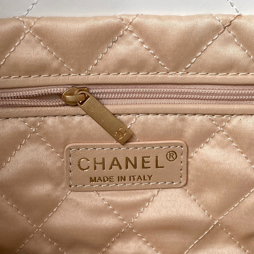 CHANEL 24C Hobo 22 bag 45cm Light Grey Lambskin