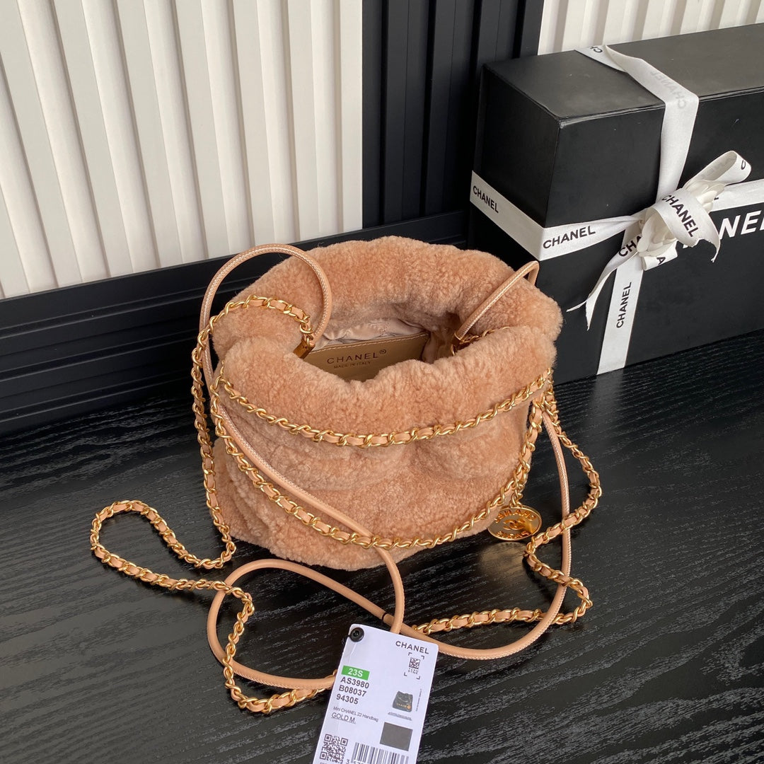 CHANEL 24K Hobo 22 Bag 20cm Brown Wool Fur