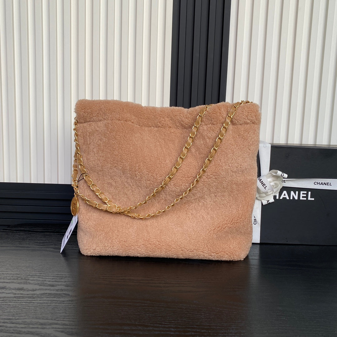 CHANEL 24K Hobo 22 Bag 35cm Brown Wool Fur
