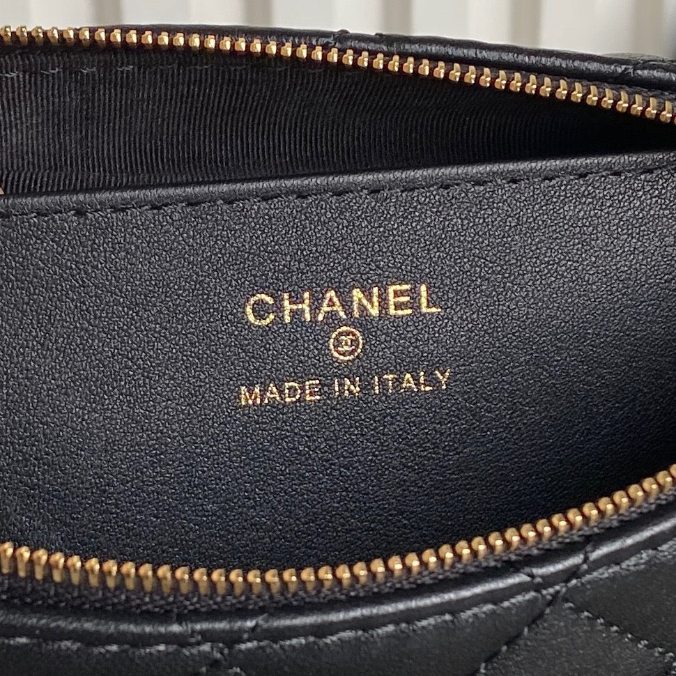 CHANEL 25C Clutch With Strap 21cm Black Calfskin