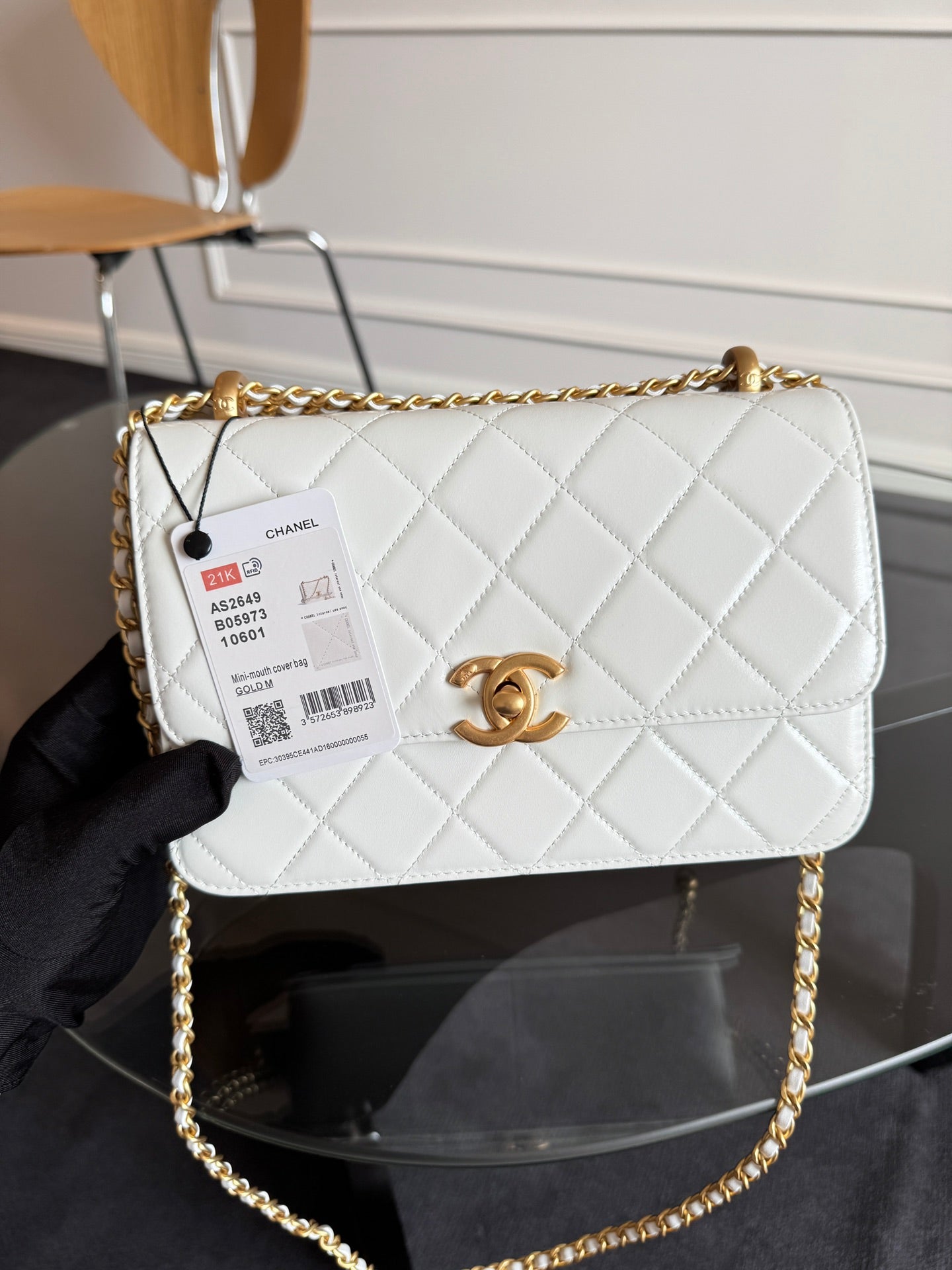 CHANEL Mini Flap 22cm White Lambskin Gold Hardware