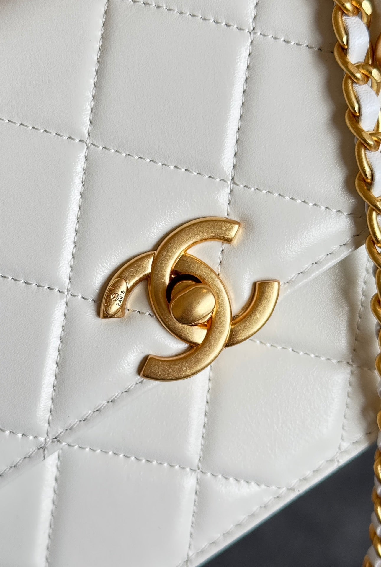 CHANEL Mini Flap 22cm White Lambskin Gold Hardware