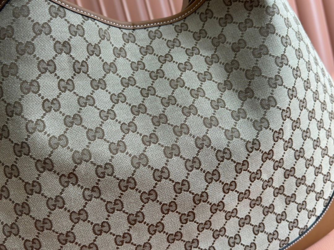 Gucci BODY MEDIUM SHOULDER BAD 49 IN BEIGE MONOGRAM CANVAS AND BROWN CALFSKIN GOLD HARDWARE