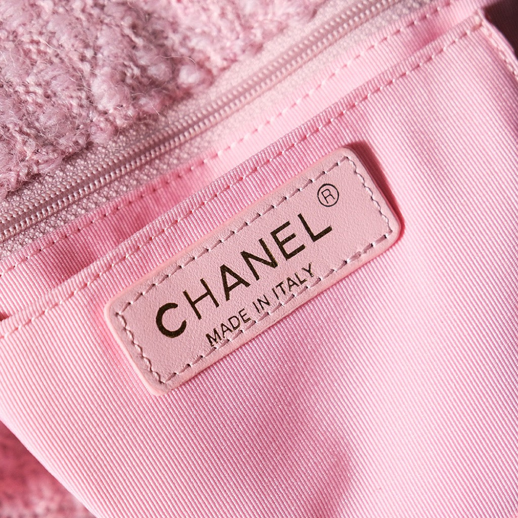 CHANEL 24N Flap Bag 20cm Pink Beige Tweed Sherling
