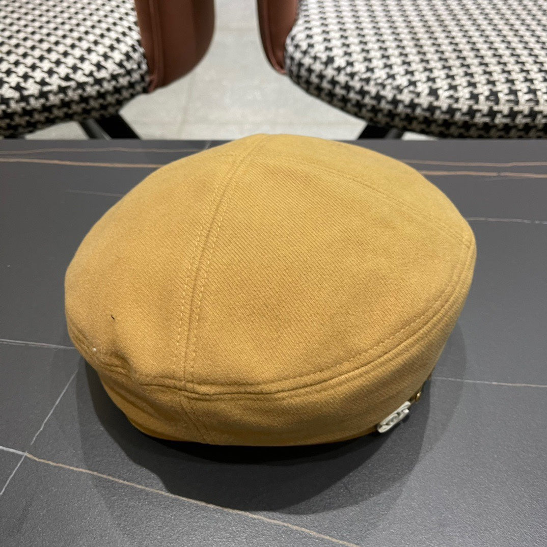 CHANEL BERET HAT IN PEANUT BROWN FABRIC 419383