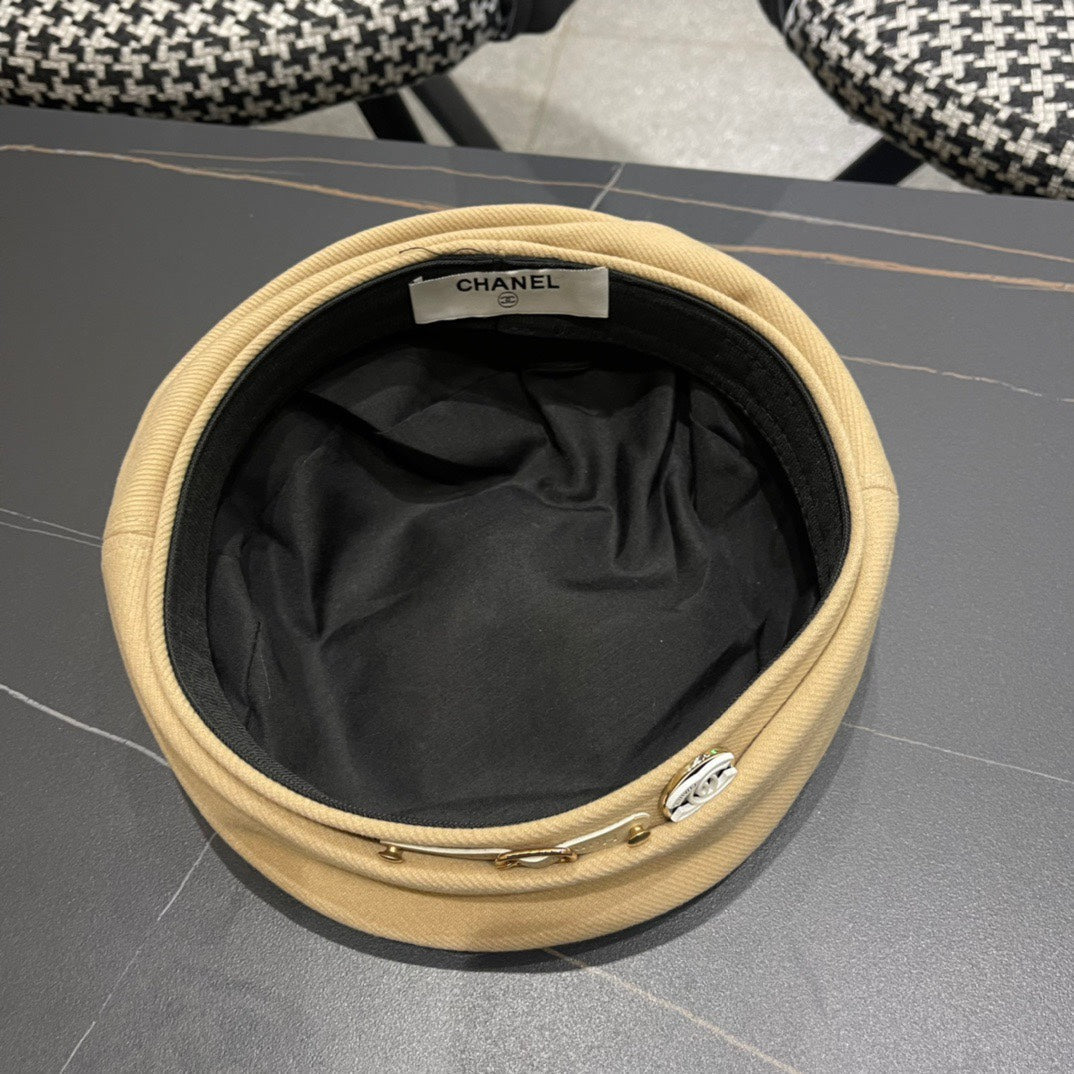 CHANEL BERET HAT IN OAT YELLOW FABRIC 419384