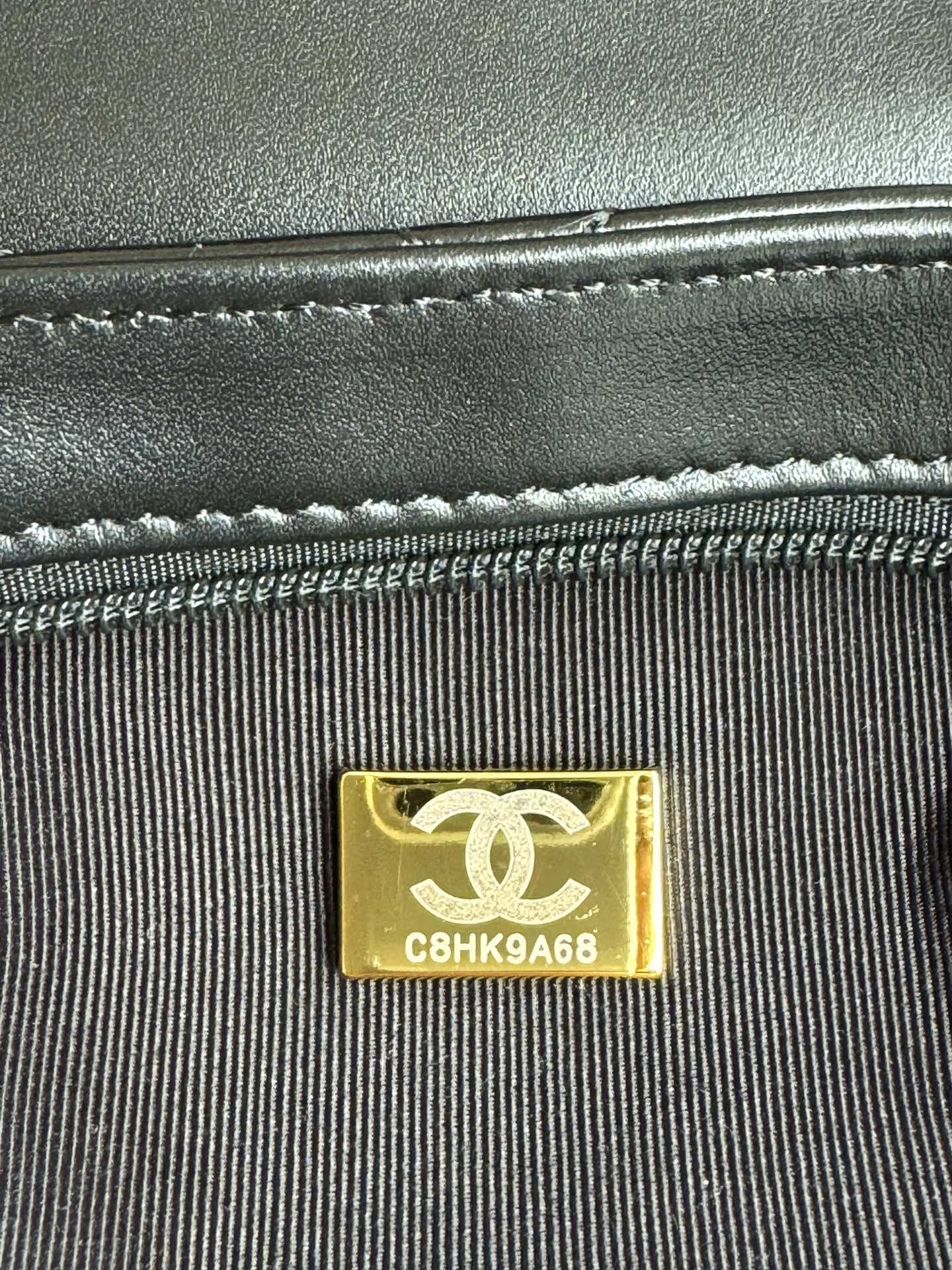 CHANEL 24a nano 19cm kelly shopper bag black lambskin