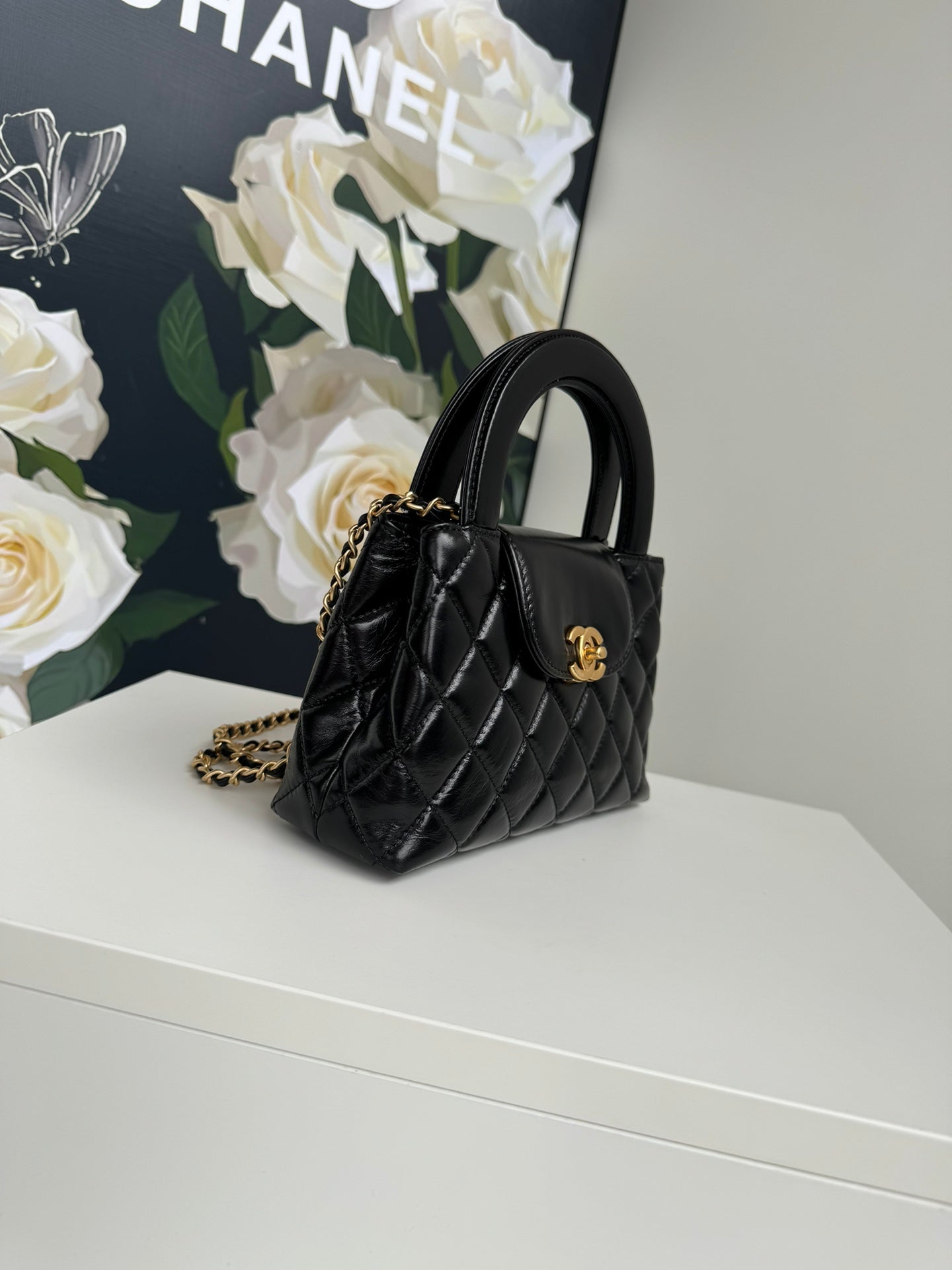CHANEL 24a nano 19cm kelly shopper bag black lambskin