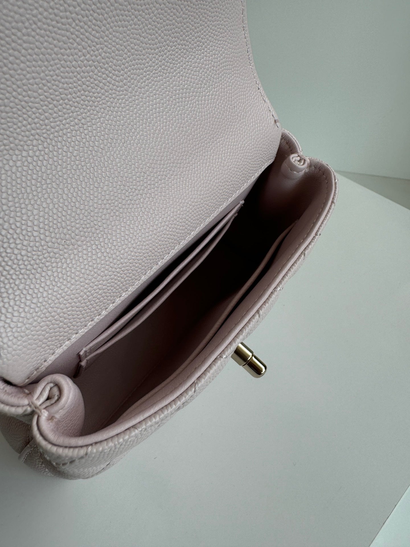 CHANEL 24K Coco Handle Nano 14.5cm Light Pink Grained Calfskin Gold Hardware