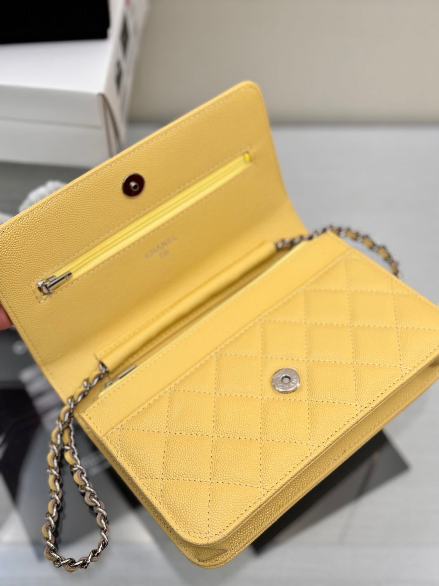 CHANEL WOC 19CM LIME CAVIAR SILVER HARDWARE