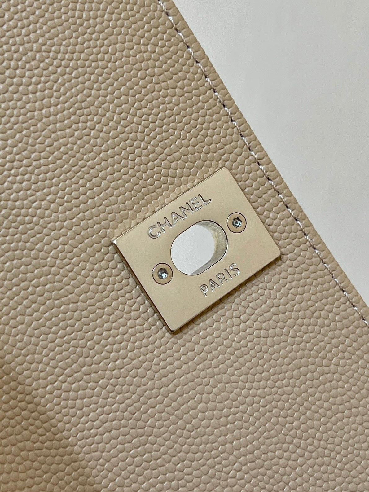 CHANEL 24K Coco Hanle Nano 18cm Beige Grained Calfskin Gold Hardware