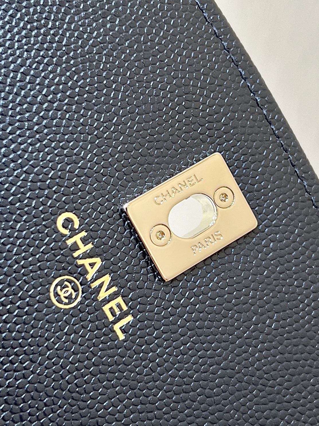 CHANEL 25C Mini Woc 18cm Black Grained Calfskin Gold Hardware
