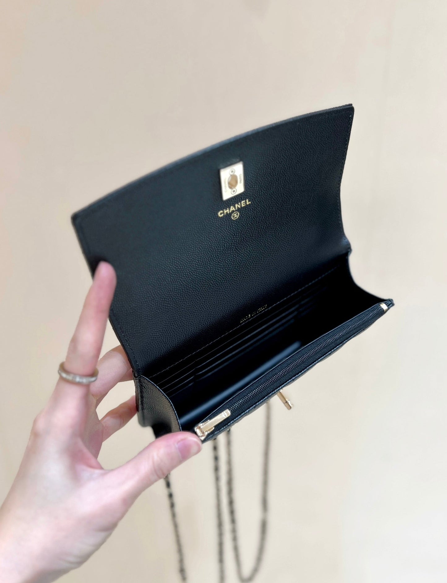 CHANEL 25C Mini Woc 18cm Black Grained Calfskin Gold Hardware