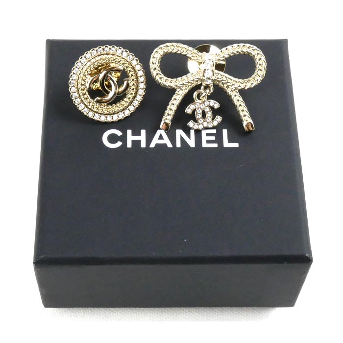 Chanel Metal Ribbon Coco Mark Brooch ABE646