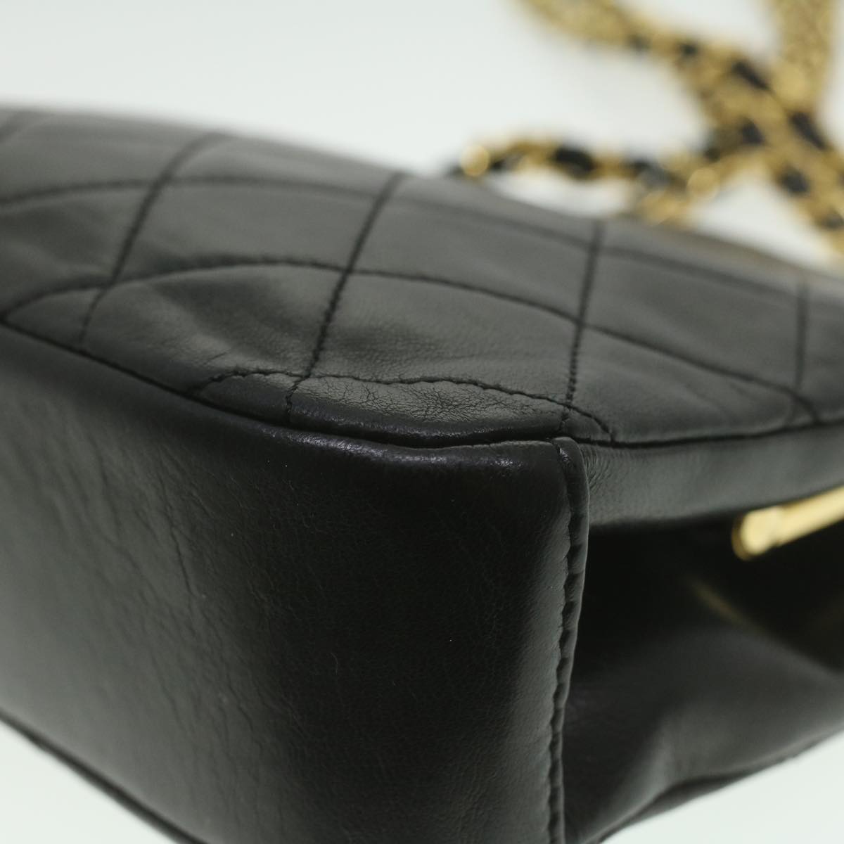 CHANEL Matelasse Clasp Chain Shoulder Bag Lamb Skin Black CC kk164