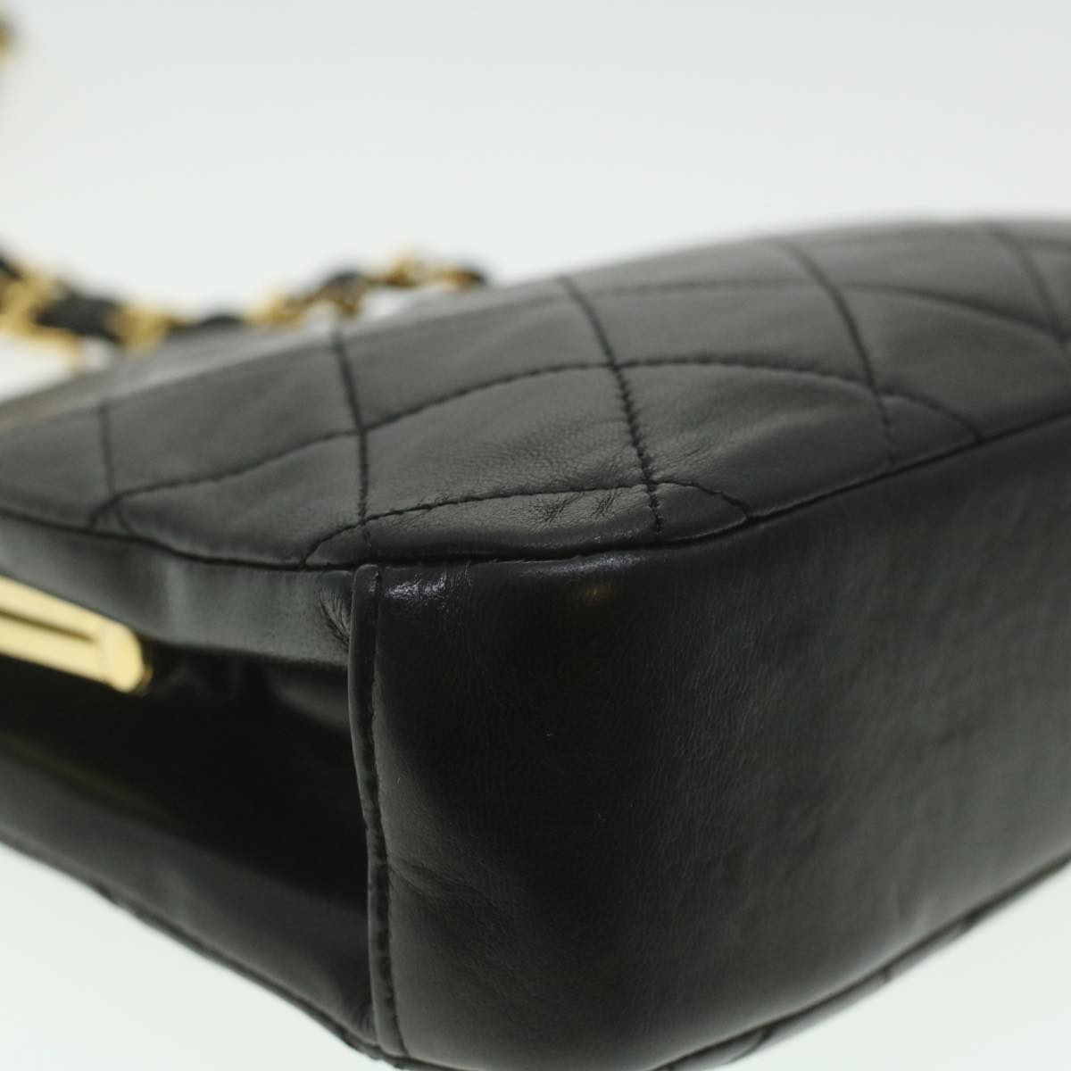 CHANEL Matelasse Clasp Chain Shoulder Bag Lamb Skin Black CC kk164