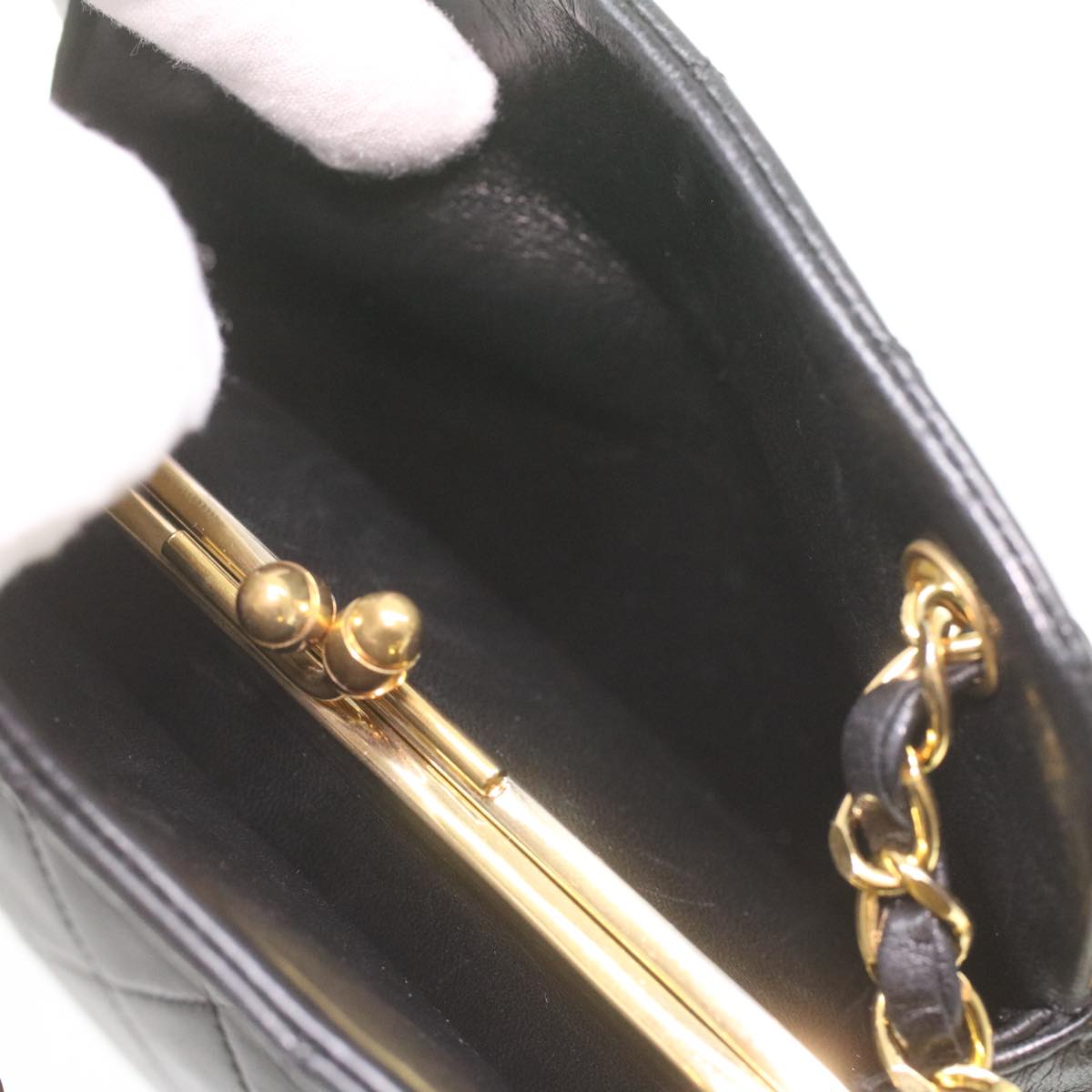 CHANEL Matelasse Clasp Chain Shoulder Bag Lamb Skin Black CC kk164