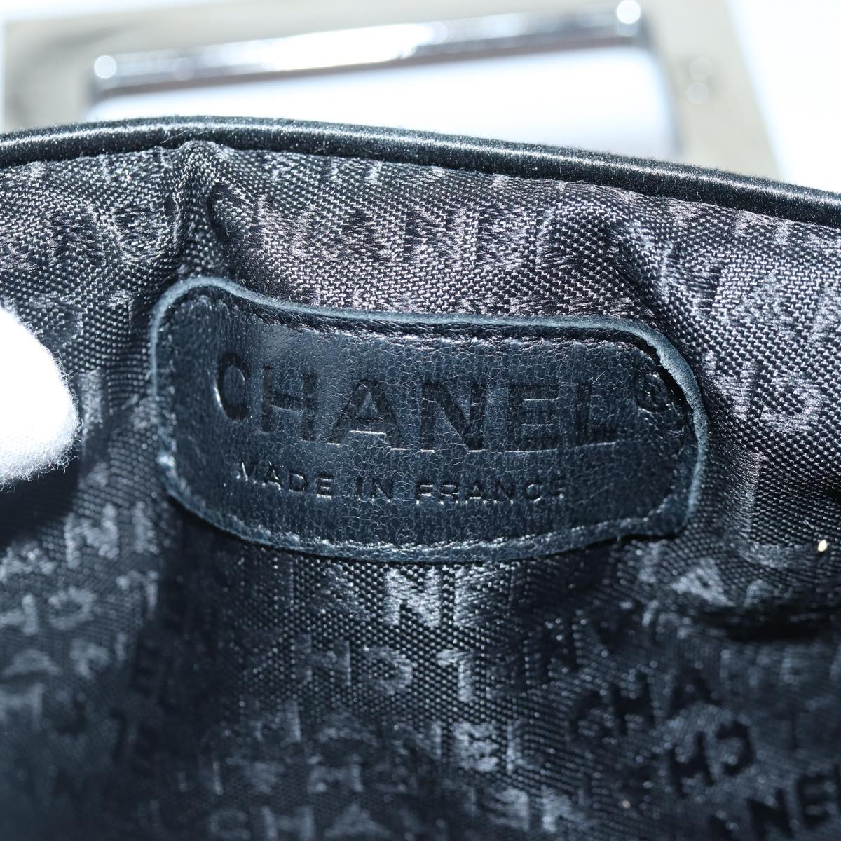 CHANEL Turn Lock Chain Shoulder Bag Satin Silver Black CC kk287