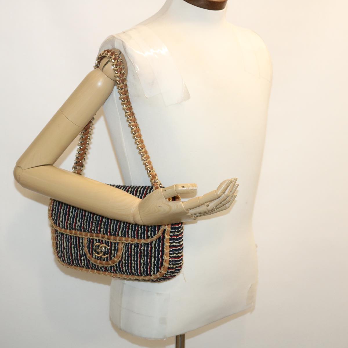 CHANEL Matelasse Tweed Turn Lock Chain Shoulder Bag Navy Brown CC nh616A