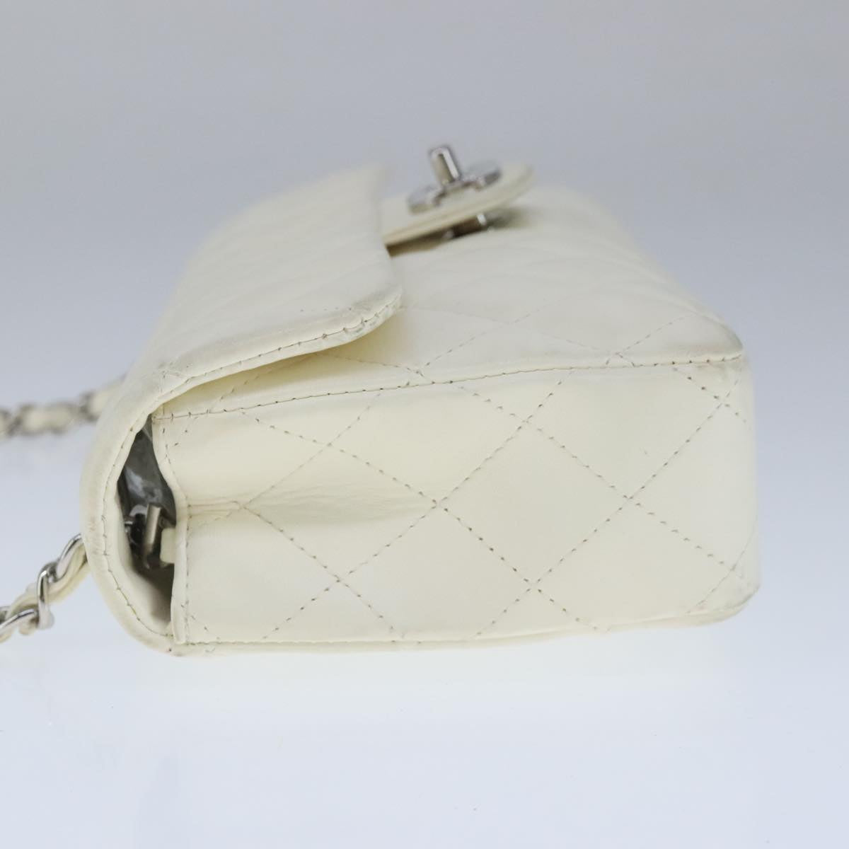 CHANEL Matelasse Chain Shoulder Bag Lamb Skin White Silver CC PP036