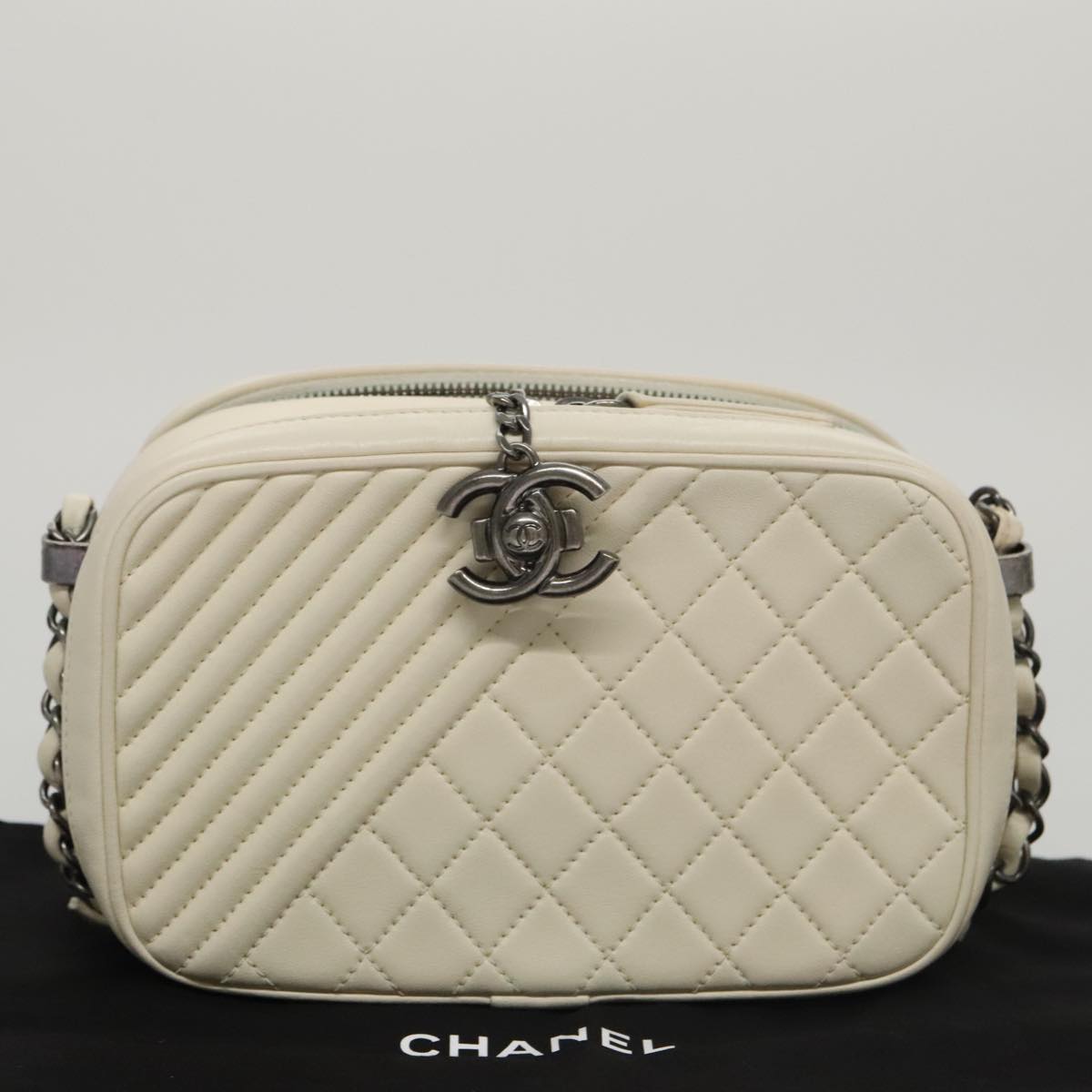 CHANEL Matelasse Chain Shoulder Bag Lamb Skin White CC PP060