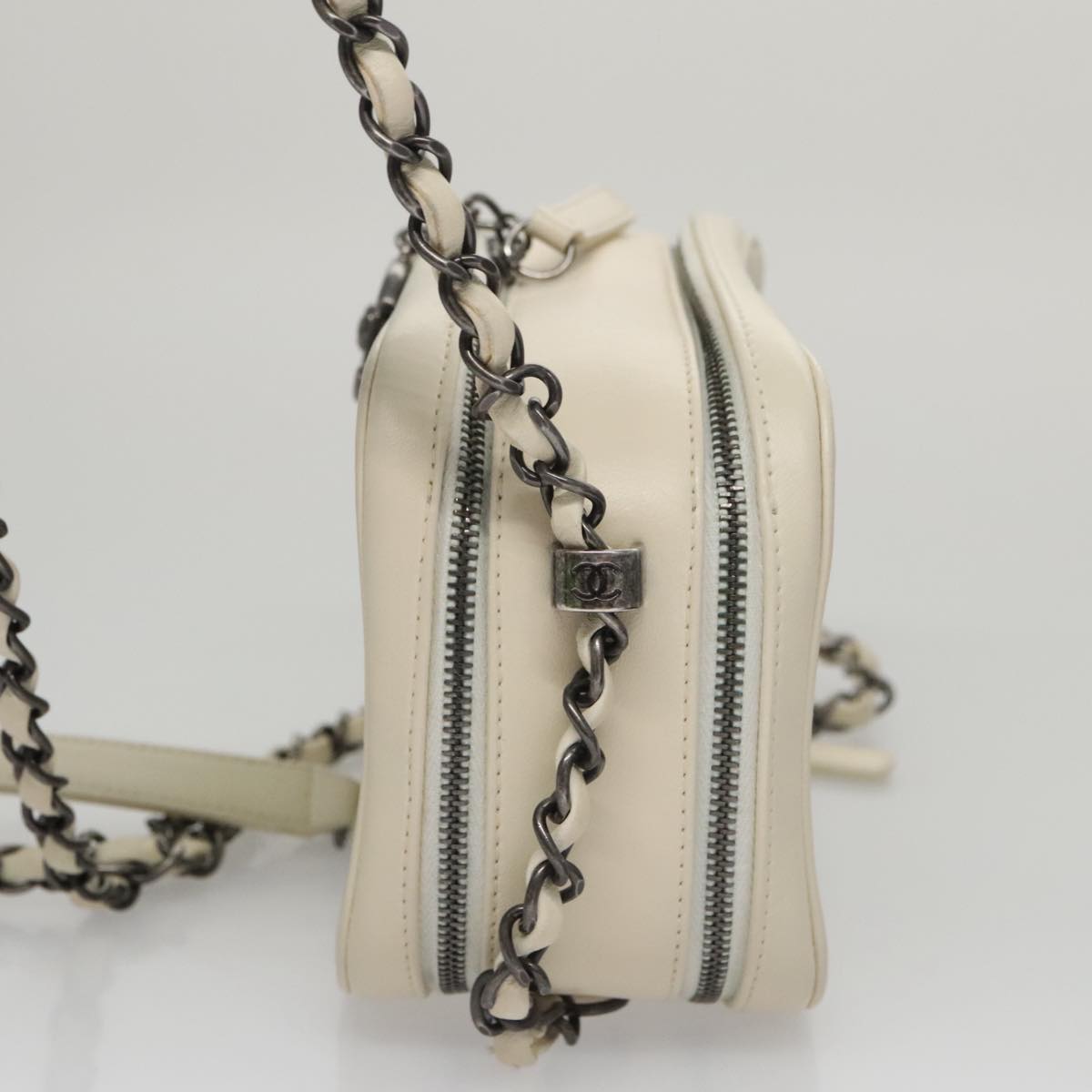 CHANEL Matelasse Chain Shoulder Bag Lamb Skin White CC PP060