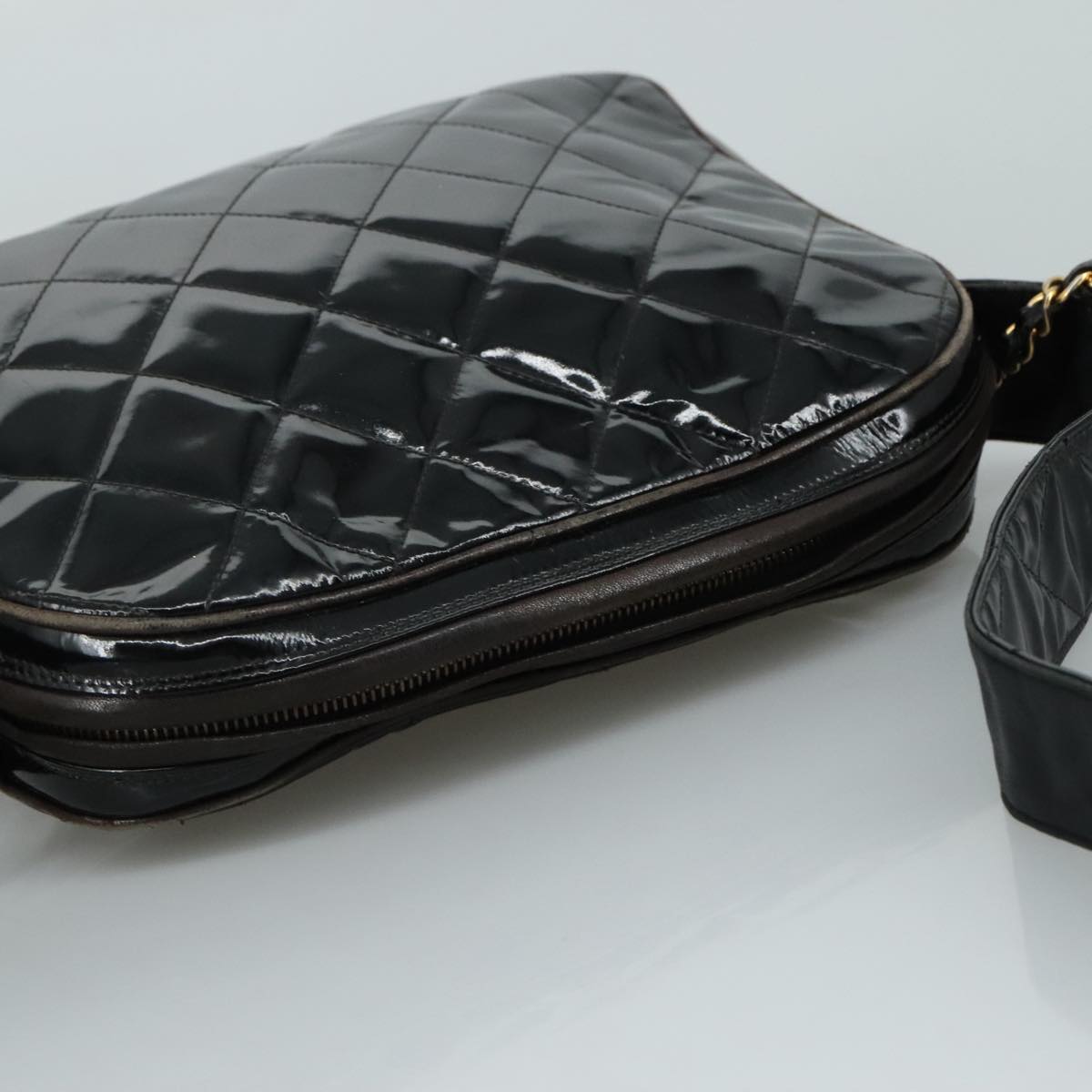 CHANEL Matelasse Shoulder Bag Patent Leather Black Gold CC PP073