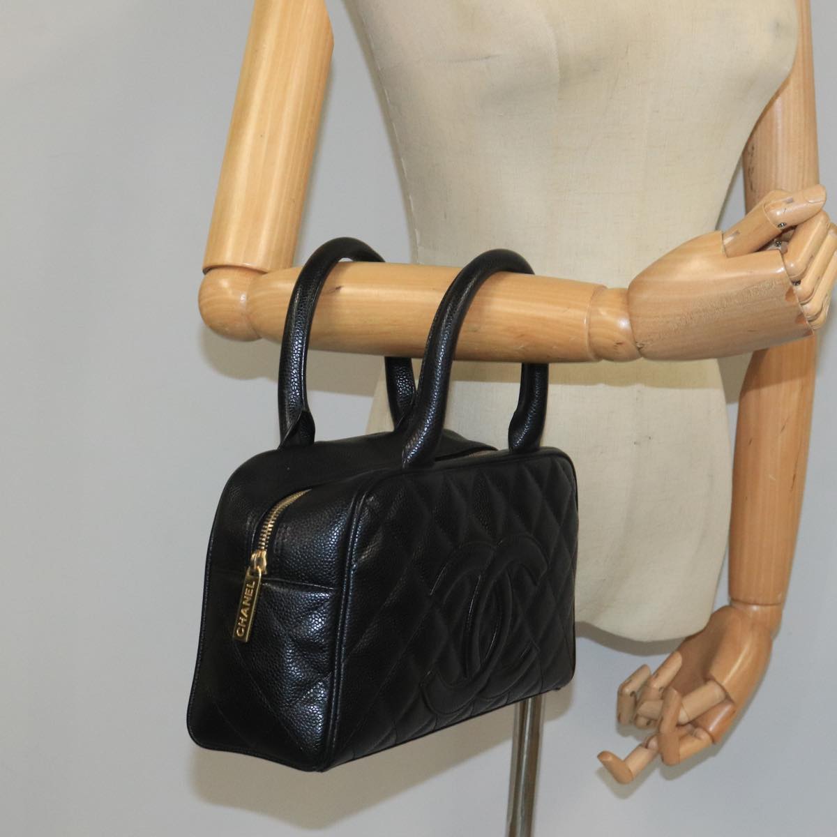 CHANEL Matelasse Hand Bag Caviar Skin Black CC PP100A