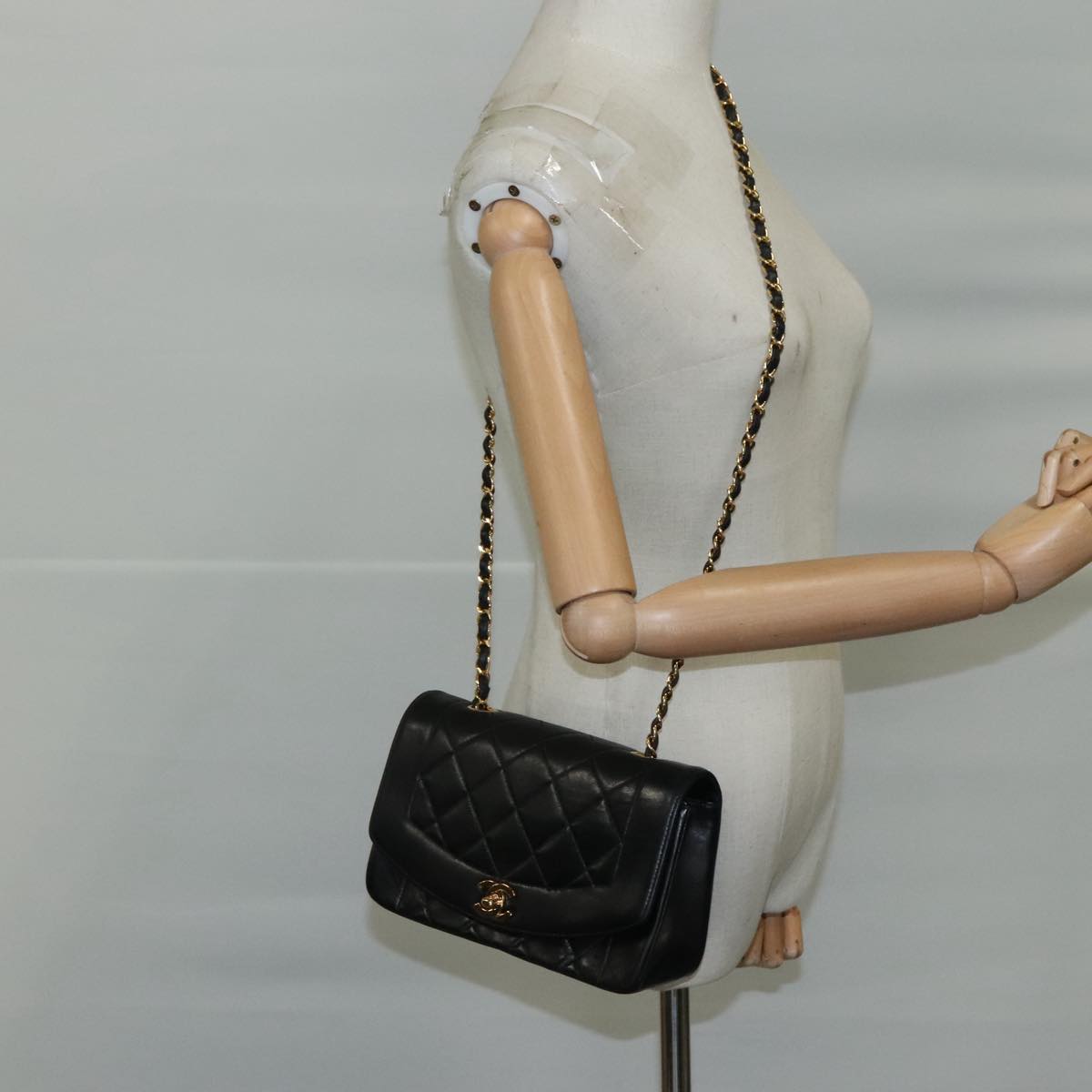 CHANEL Chain Diana Shoulder Bag Lamb Skin Black Gold CC PP139