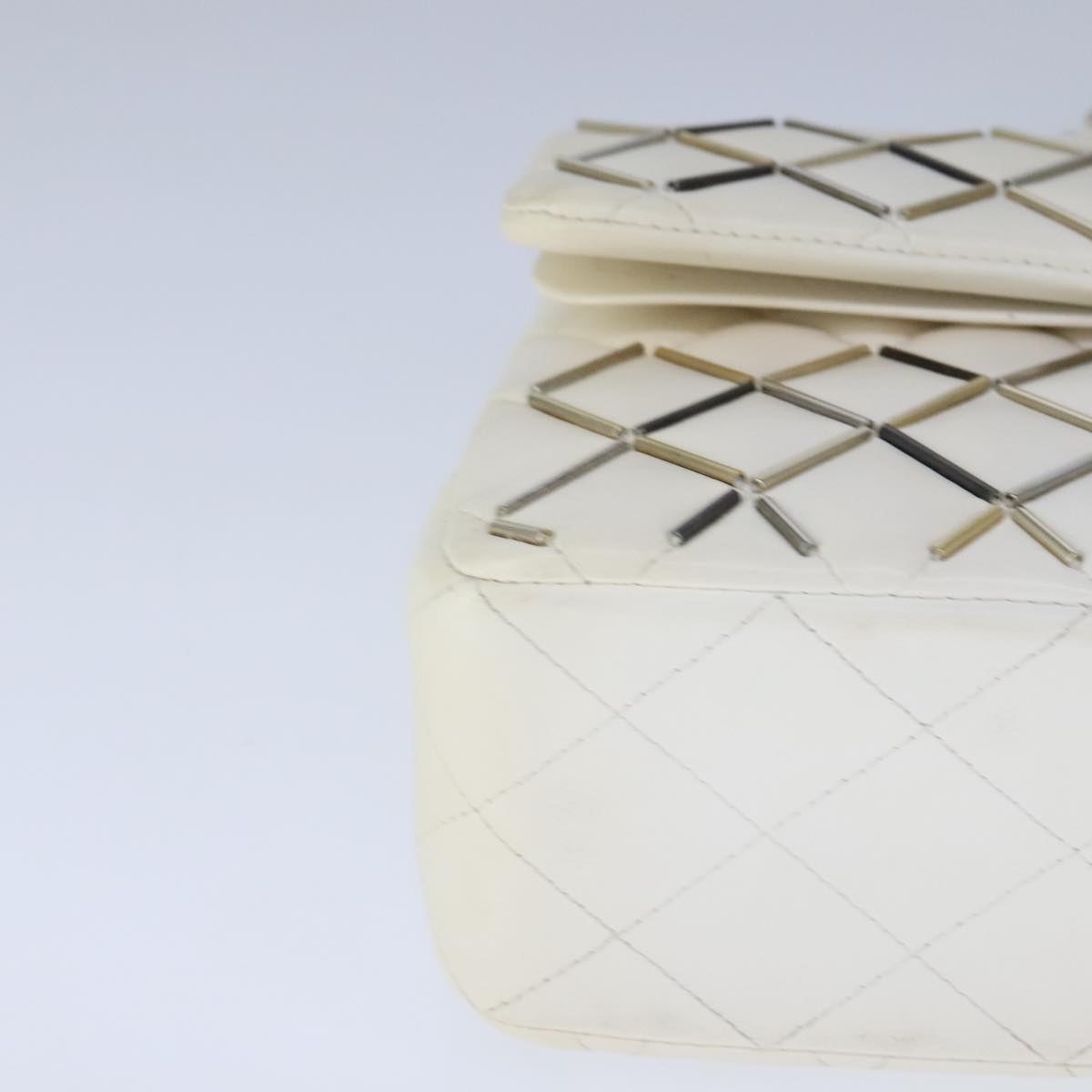 CHANEL Matelasse Chain Shoulder Bag Lamb Skin White CC PP140A