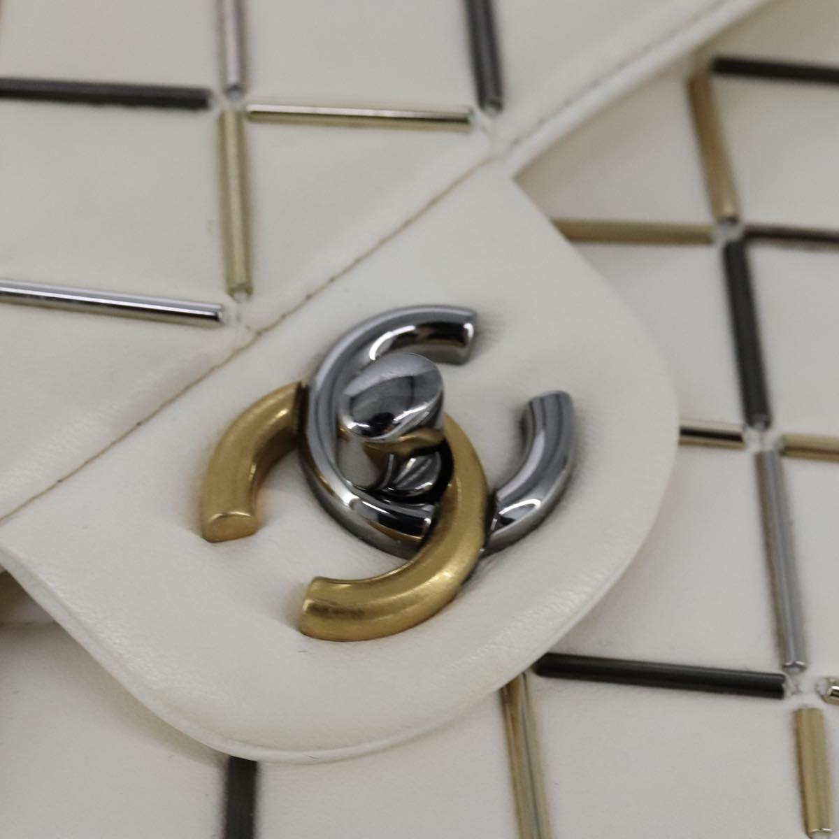 CHANEL Matelasse Chain Shoulder Bag Lamb Skin White CC PP140A