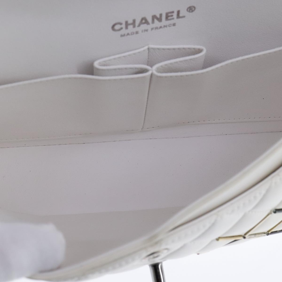 CHANEL Matelasse Chain Shoulder Bag Lamb Skin White CC PP140A