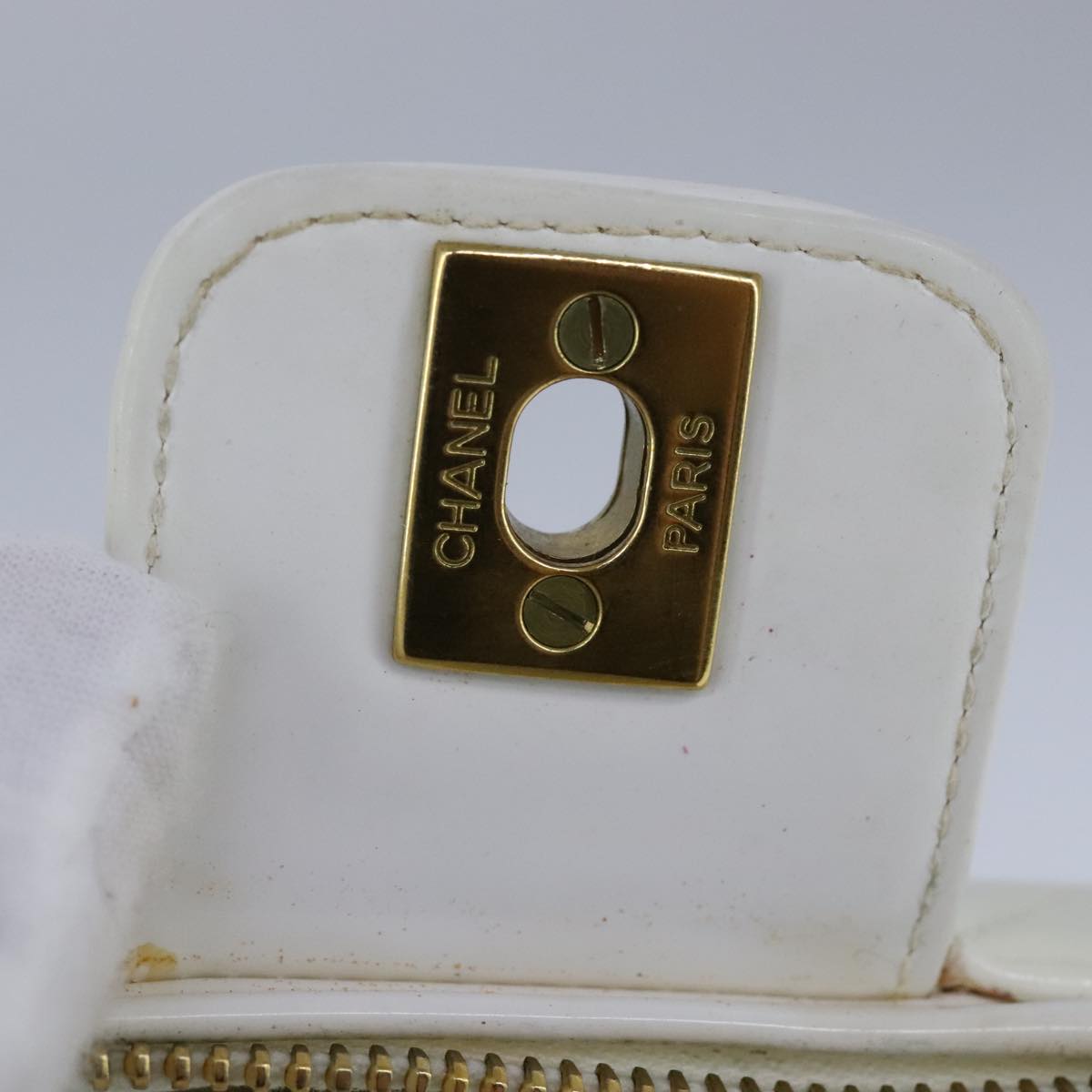CHANEL Matelasse Vanity Cosmetic Pouch Patent leather White Gold CC PP147