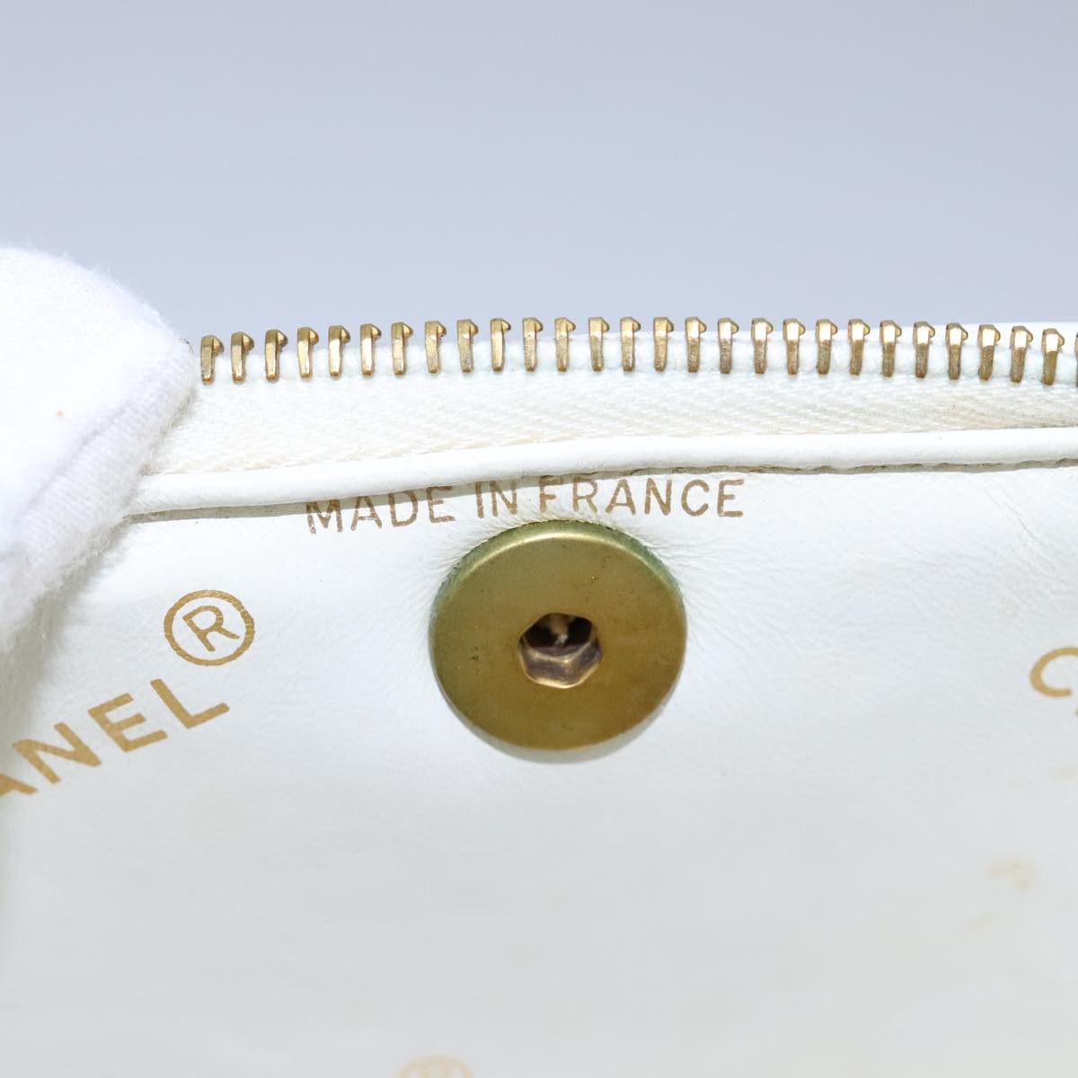 CHANEL Matelasse Vanity Cosmetic Pouch Patent leather White Gold CC PP147