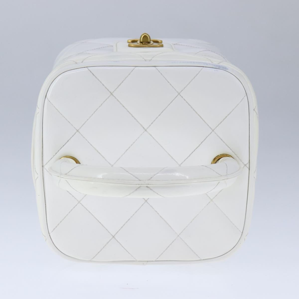 CHANEL Matelasse Vanity Cosmetic Pouch Patent leather White Gold CC PP147