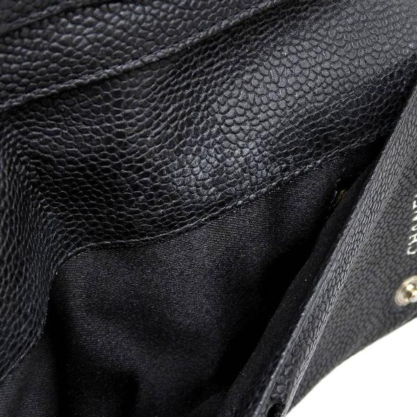 Chanel null Leather 10 in New Condition