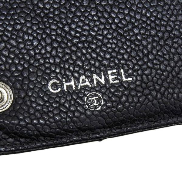 Chanel null Leather 10 in New Condition