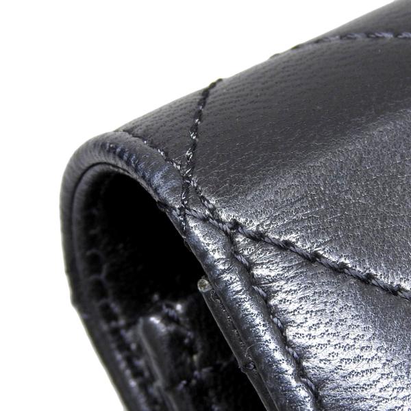 Chanel null Leather Crossbody Bag A03568