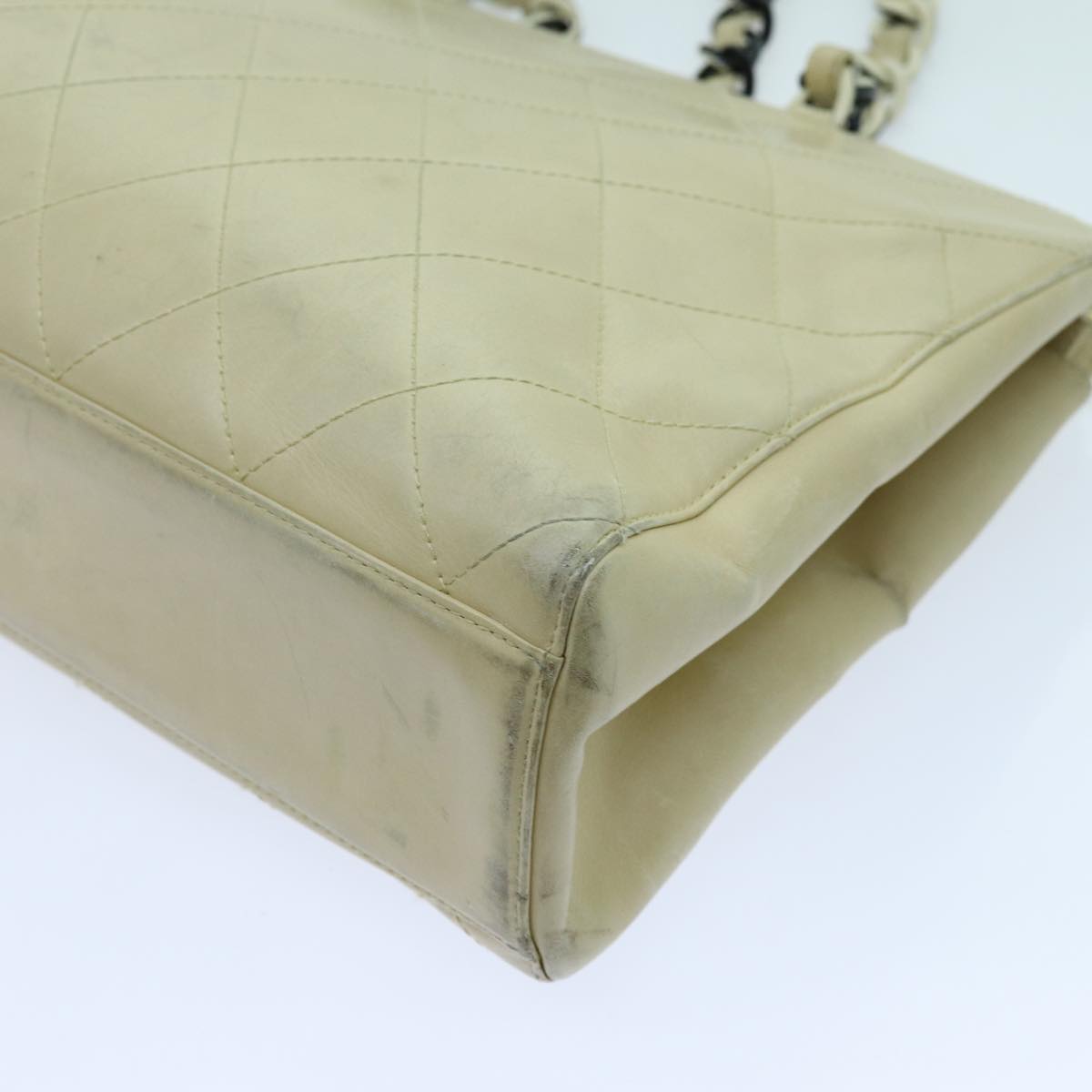 CHANEL Matelasse Chain Tote Bag Leather Beige CC yk11588