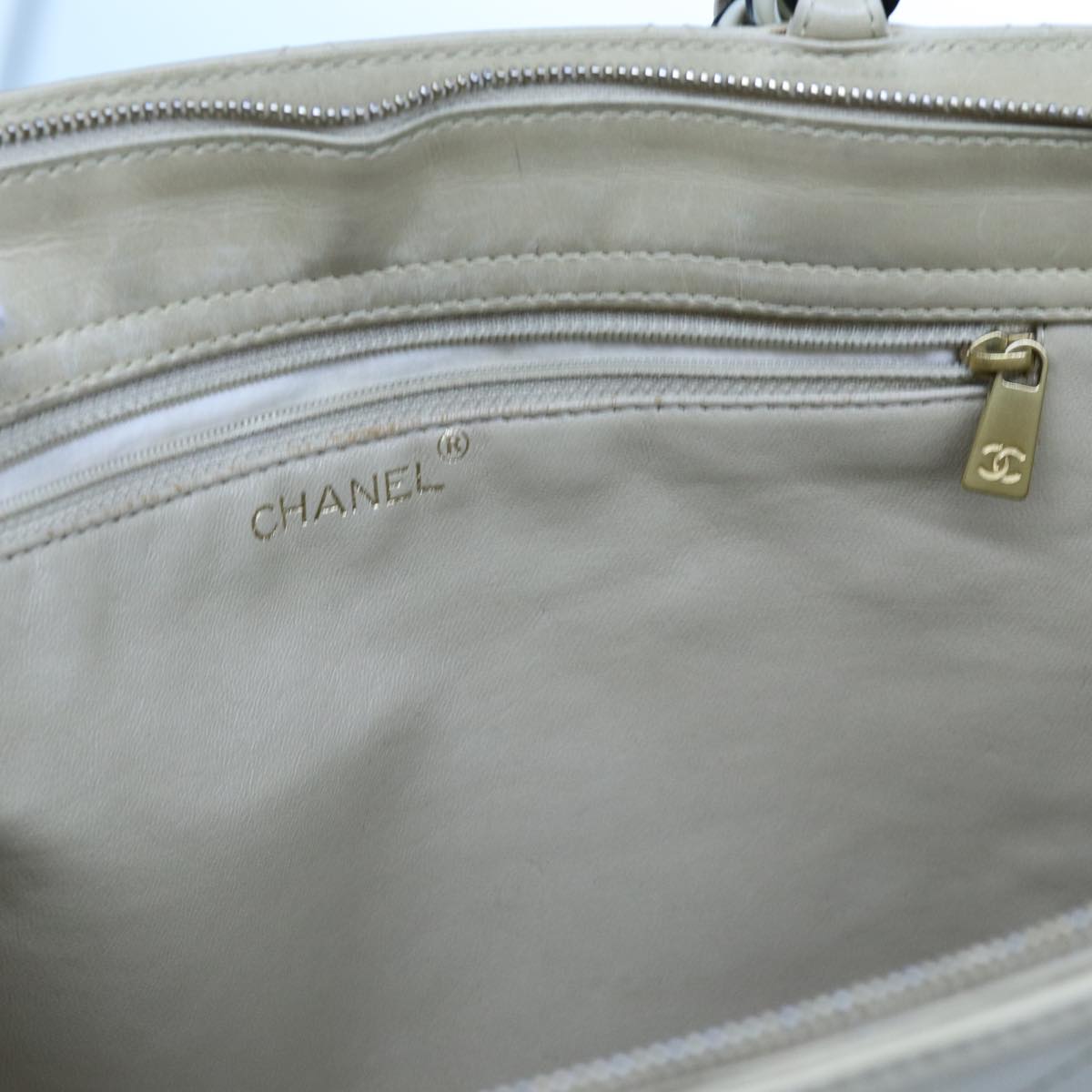 CHANEL Matelasse Chain Tote Bag Leather Beige CC yk11588