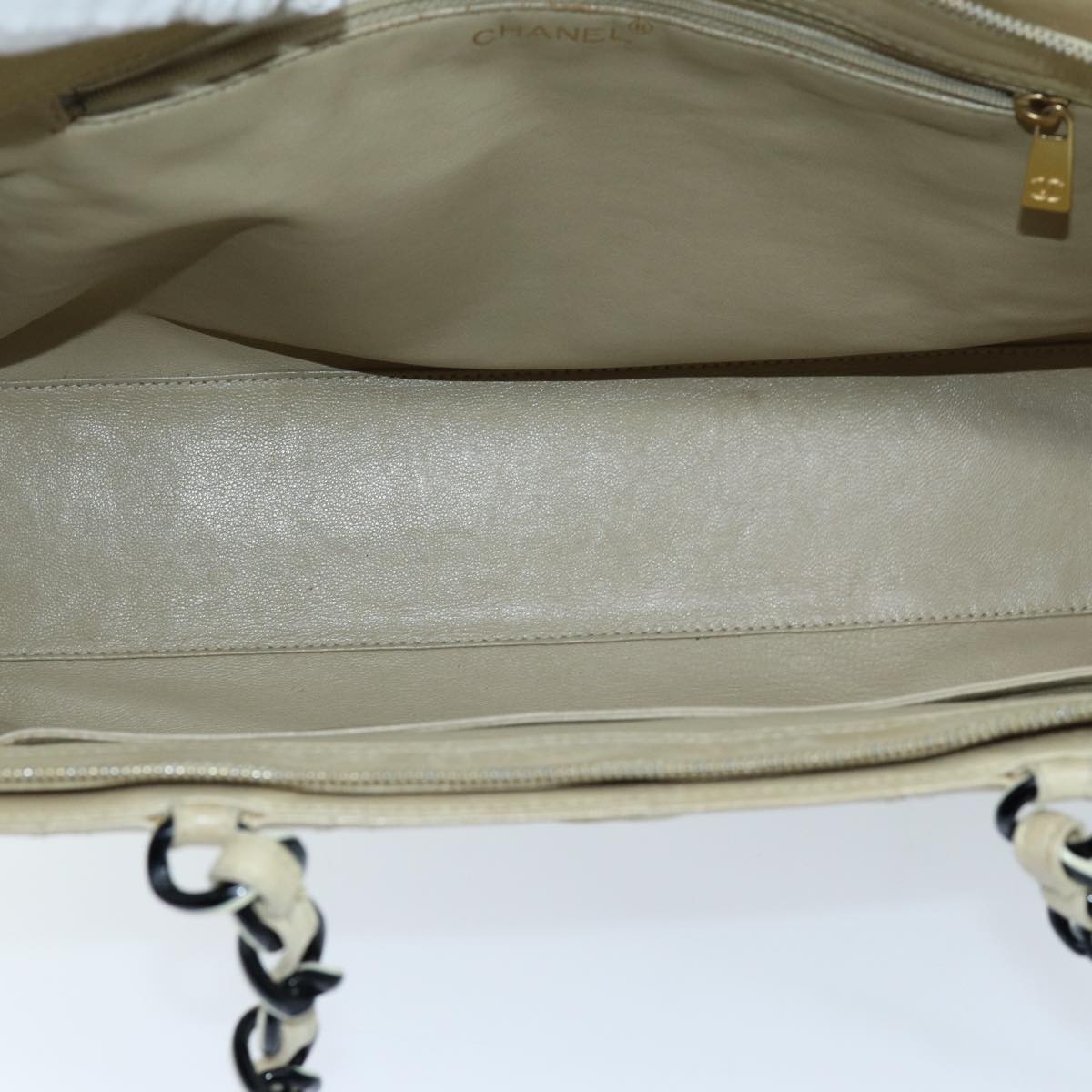 CHANEL Matelasse Chain Tote Bag Leather Beige CC yk11588