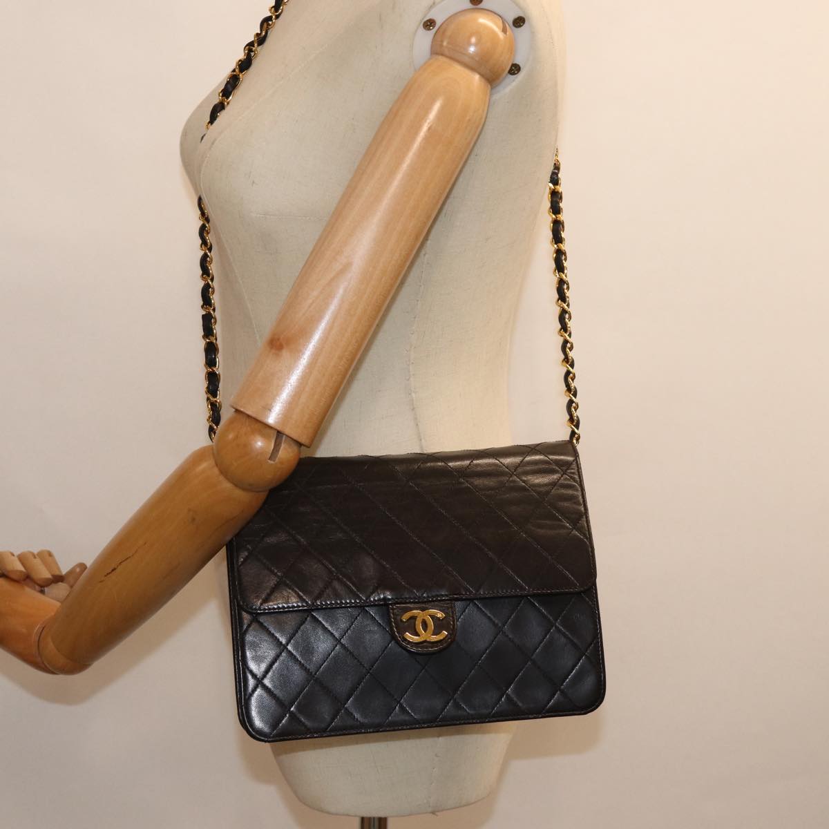 CHANEL Matelasse Chain Shoulder Bag Lamb Skin Black CC yk12417A