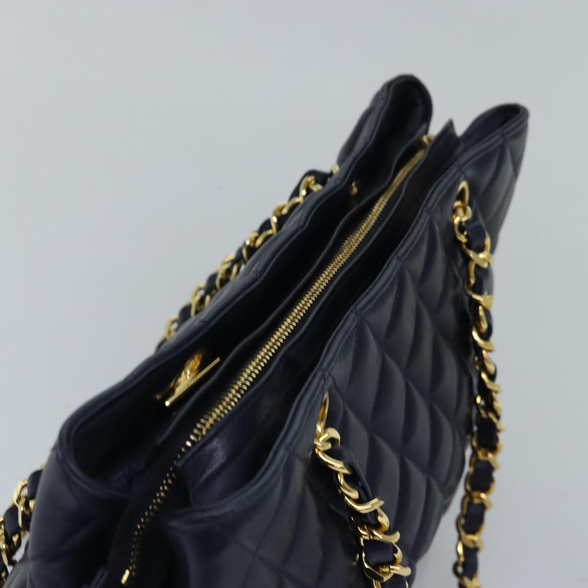 CHANEL Matelasse Chain Shoulder Bag Lamb Skin Navy CC yk12992