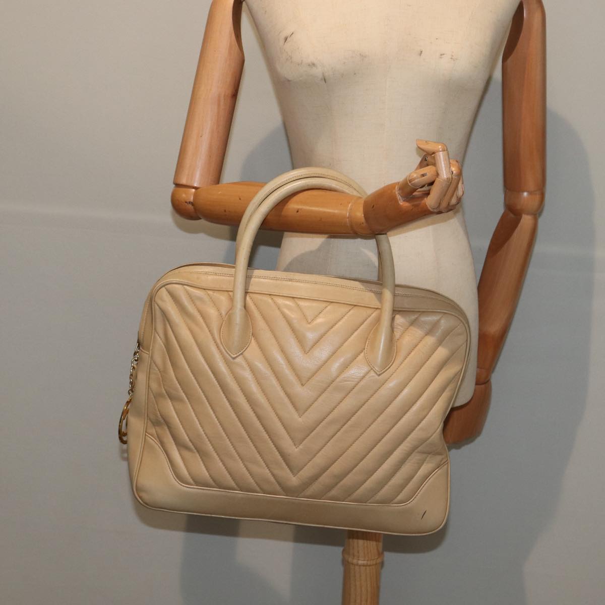 CHANEL V Stitch Hand Bag Leather 2way Beige Gold CC yk14320