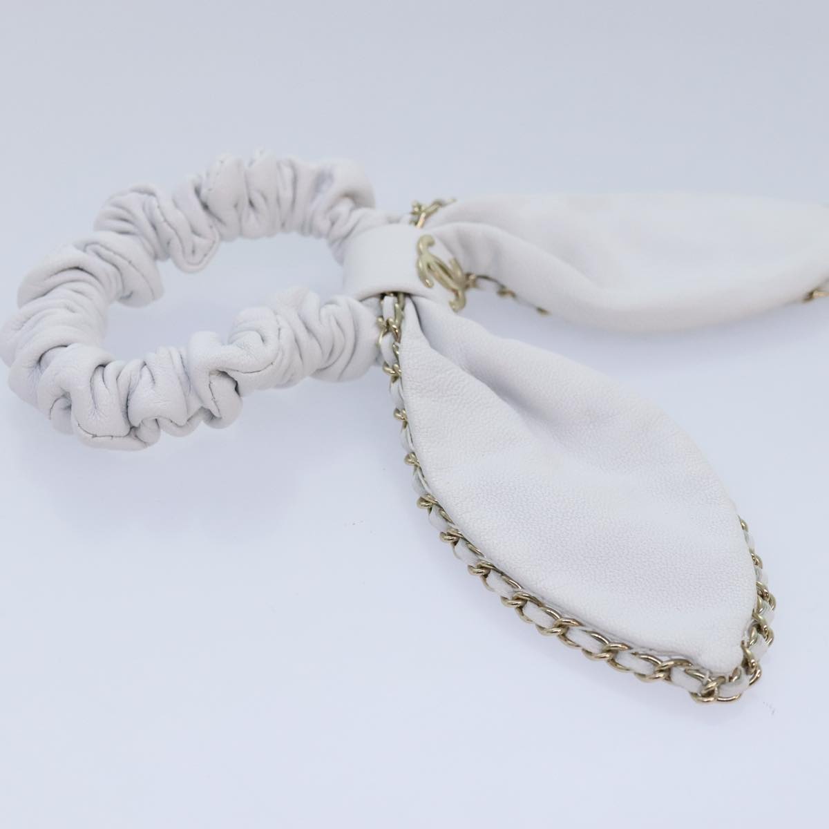 CHANEL COCO Mark Scrunchie Hair clip Lamb Skin White CC yk14744